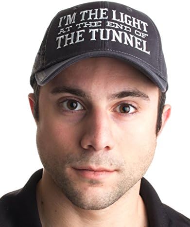 Ann Arbor T-Shirt Co. Eu sou a luz no final do túnel | Funny Railroad Hat Trem Humor Baseball Cap carvão